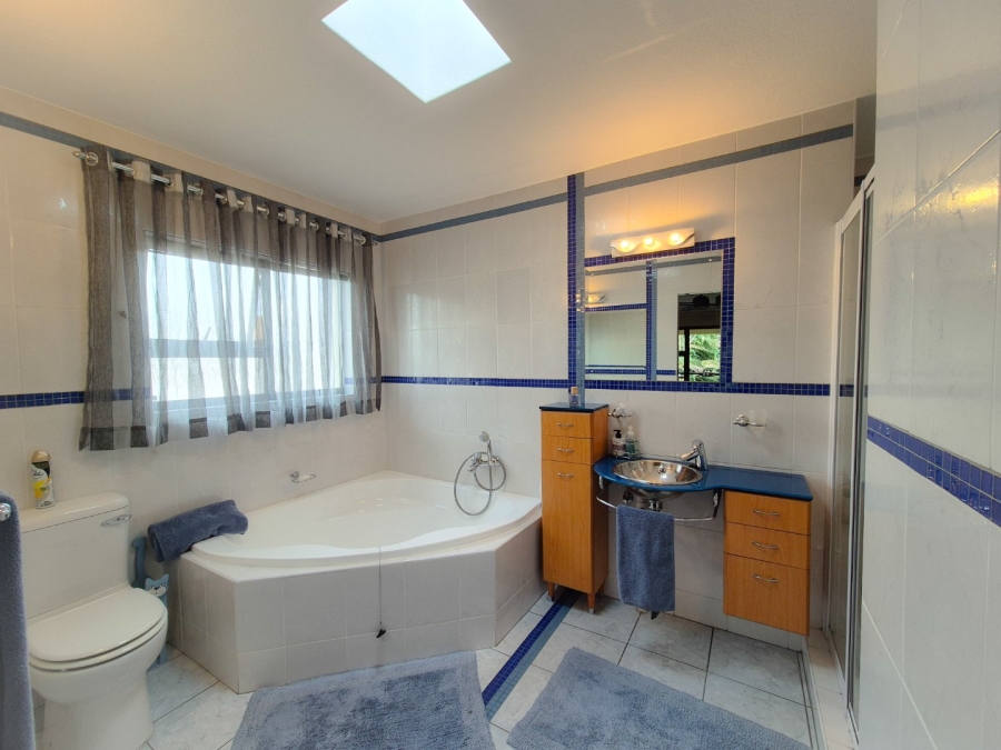 4 Bedroom Property for Sale in Maraldi Estate Free State